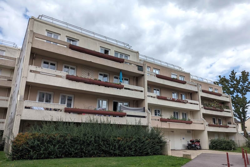 Appartement F3 à louer à Saint-Aubin-lès-Elbeuf - Image 1