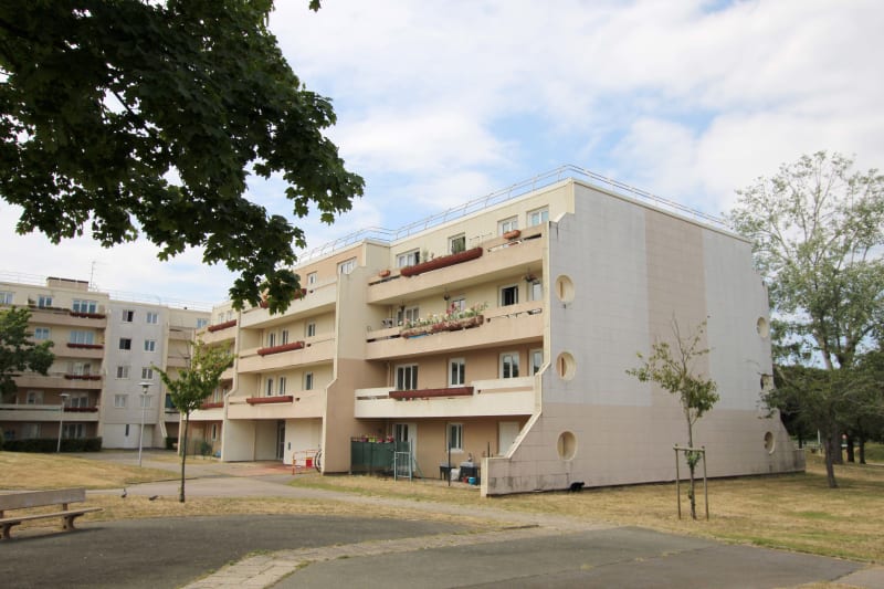 Appartement T3 en location à Saint-Aubin-lès-Elbeuf - Image 1
