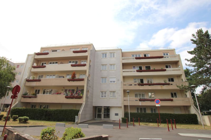Appartement F3 en location à Saint-Aubin-lès-Elbeuf - Image 1