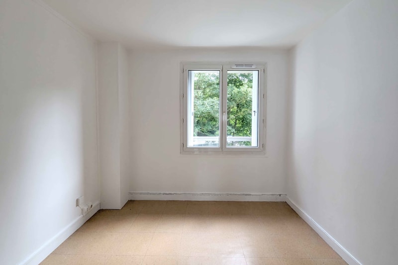 Appartement T4 en location à Saint-Valéry-en-Caux, vue sur les côtes - Image 4