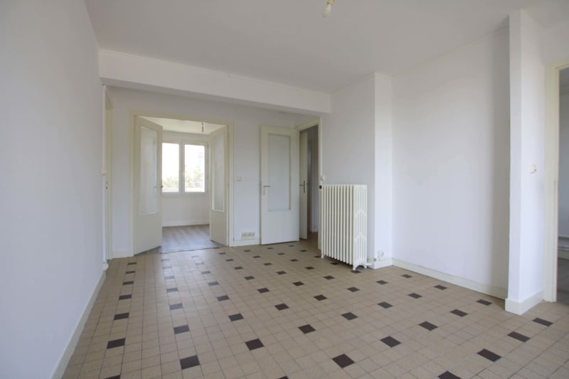 Appartement T3 à louer à Saint-Valéry-en-Caux, vue sur les côtes - Image 2