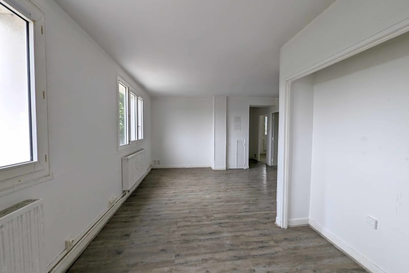 À louer : appartement T4 à Saint-Valéry-en-Caux - Image 3