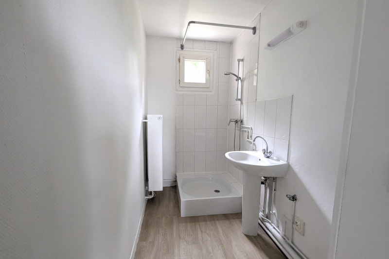 À louer : appartement T4 à Saint-Valéry-en-Caux - Image 8
