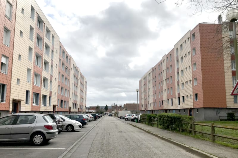 Appartement T5 dans une résidence à Sotteville-lès-Rouen à proximité du complexe sportif Jacques Anquetil - Image 2