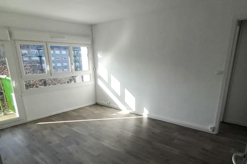 À louer : appartement 4 pièces à Sotteville-lès-Rouen - Image 1
