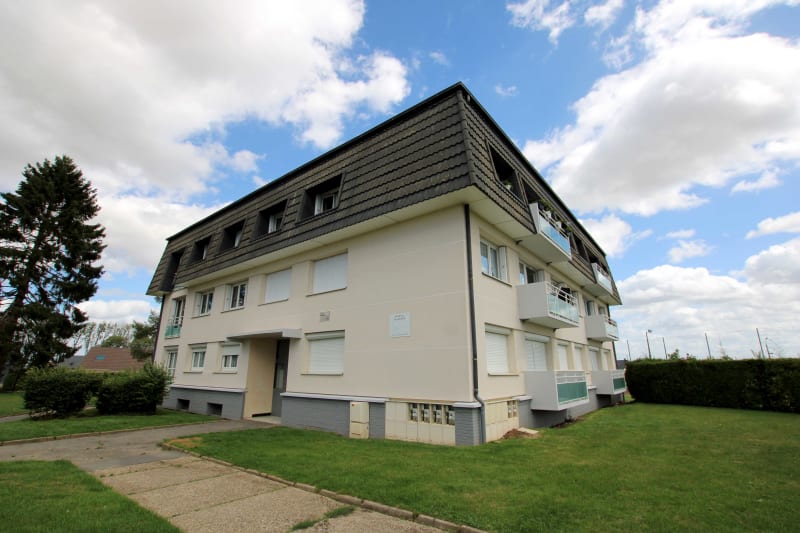 Location d'un grand appartement 3 pièces à Tôtes - Image 1