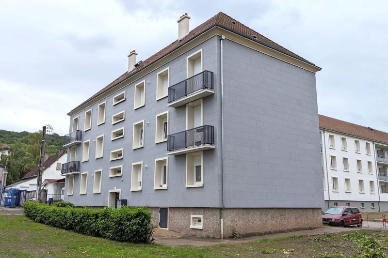 Appartement F4 à louer au Trait, proche de la mairie - Image 1