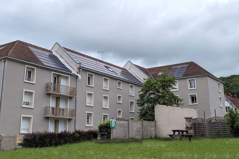 Le Trait Mairie : location appartement T3 - Image 1
