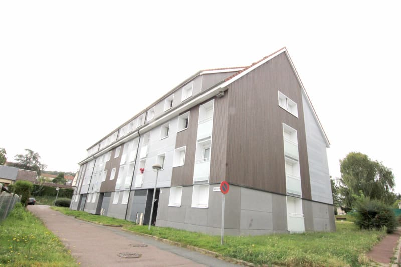 Appartement T4 en location à Yainville - Image 1