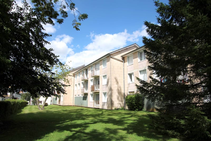 À louer appartement 4 pièces à Yerville - Image 1