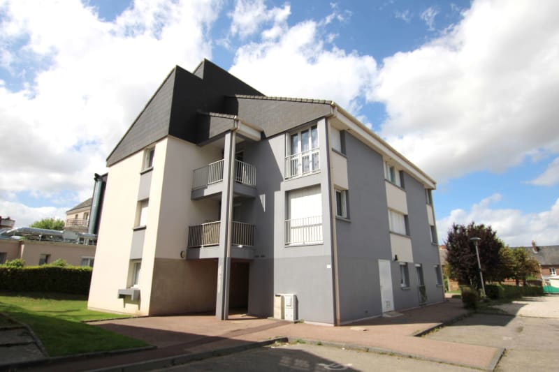 Location grand appartement T3 à Yerville - Image 1